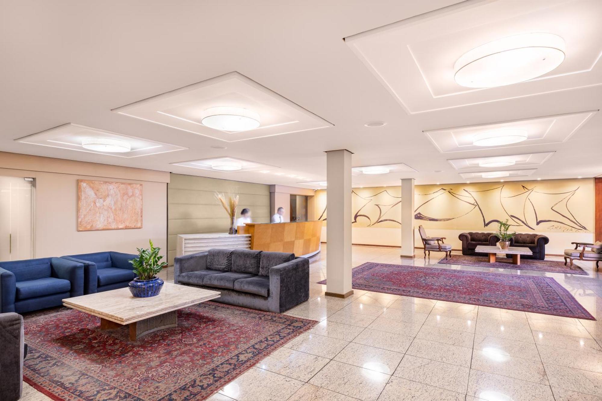 Hotel Crystal Londrina Exteriör bild
